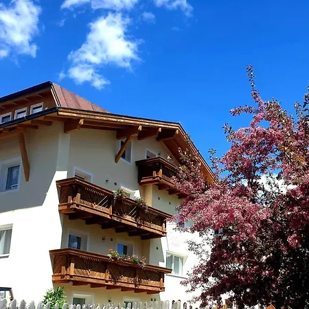 Plattlerhof Apartment