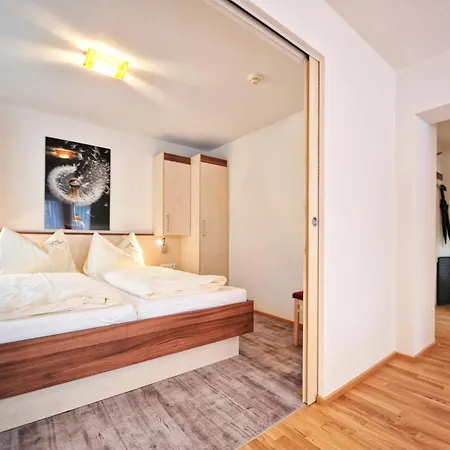 Plattlerhof Apartment